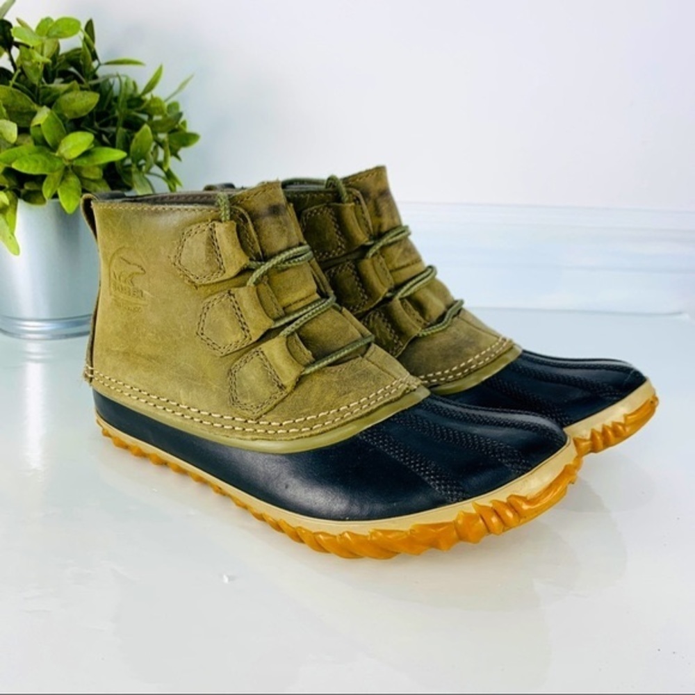 Sorel ‘Out N About’ Leather Rain Ankle Duck Boot in Sage - Size 6
